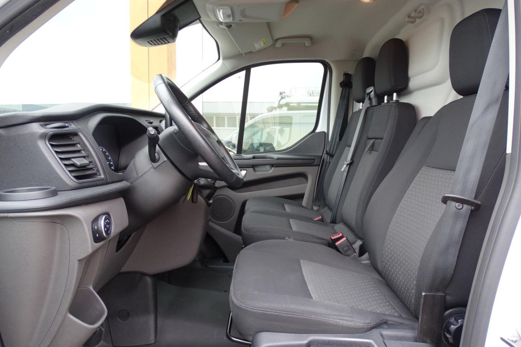 Ford Transit Custom 320 2.0 tdci l2h1 trend