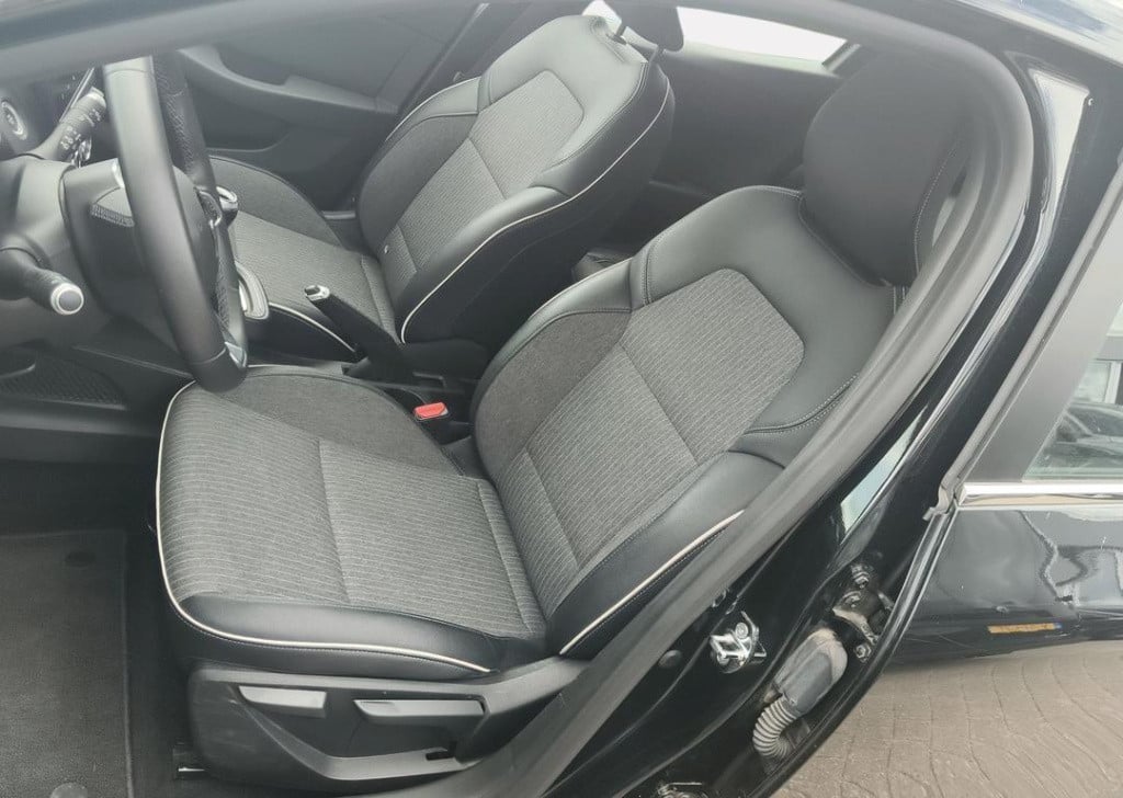 Renault Clio 1.0 tce bi-fuel intens