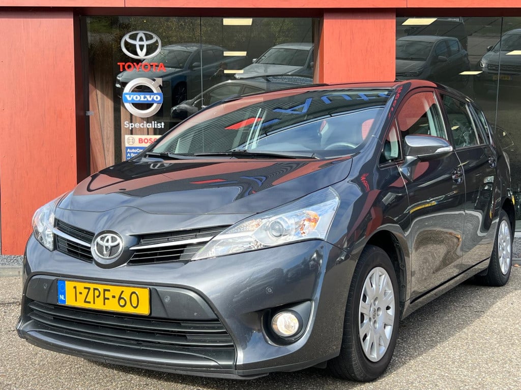 Toyota Corolla Verso 1.6 vvt-i comfort | trekhaak | park. sensoren | 100% d
