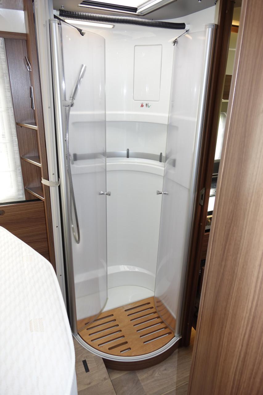 Hymer BMC-I 690 | 170PK Automaat | Hydraulisch Level-systeem | Alde I LPG