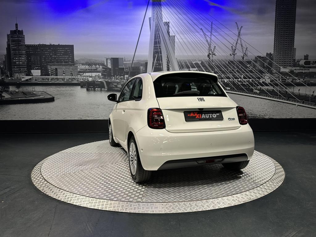 Fiat 500 icon 42 kwh *carplay*camera*