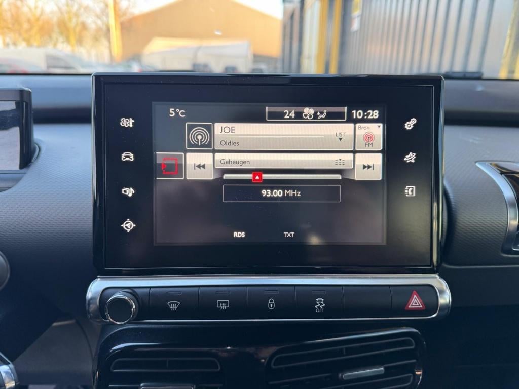 Citroen C4 Cactus 1.2 puret. rip curl