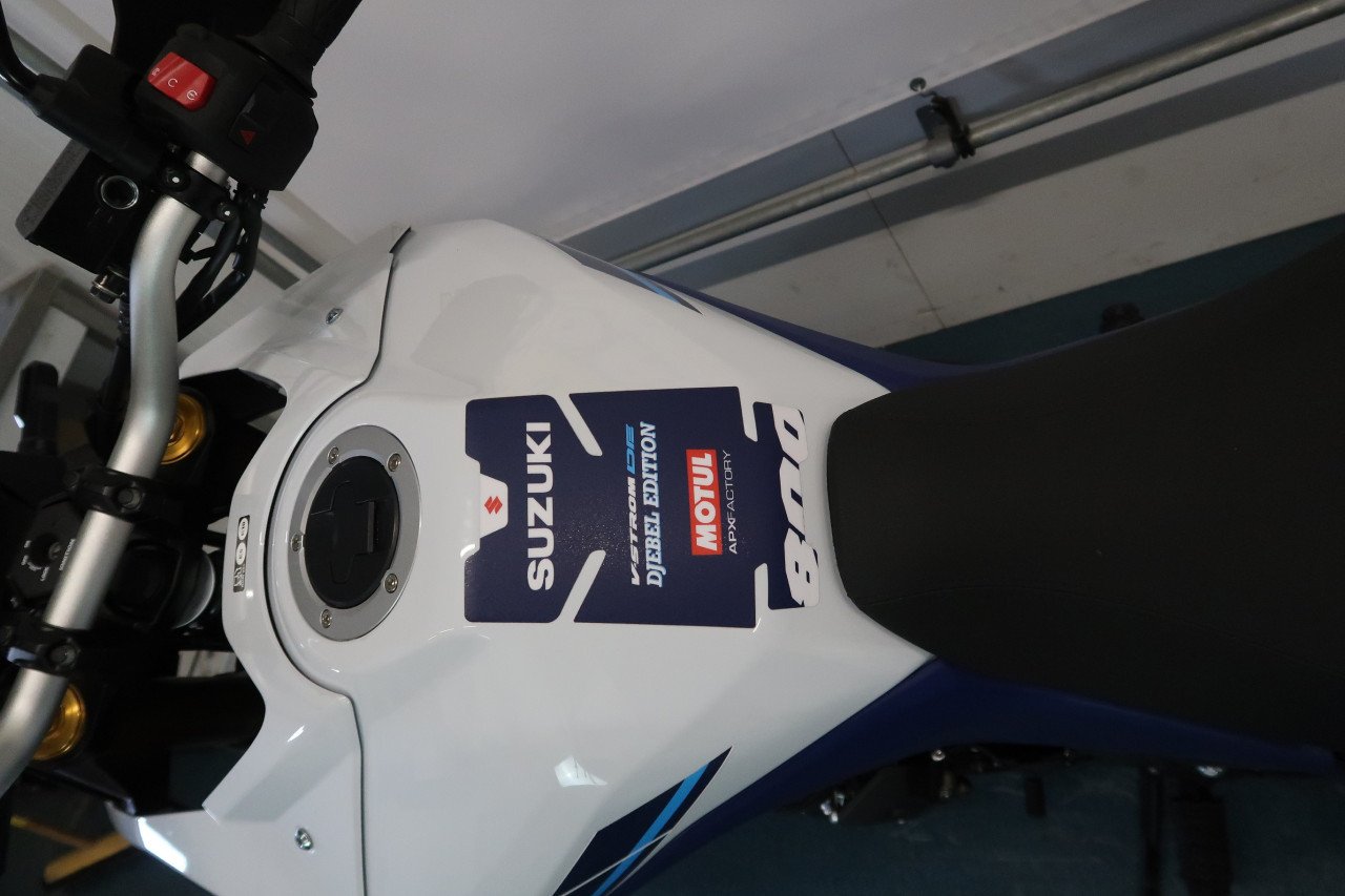 Suzuki V-Strom 800DE 2025 BTW motor