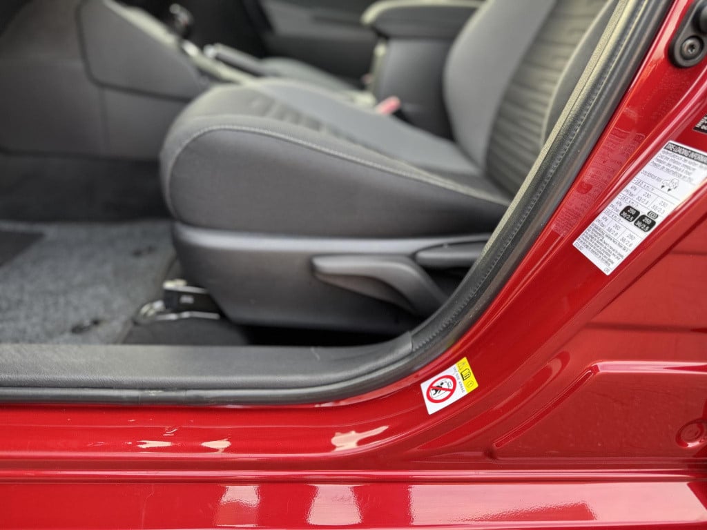 Toyota Auris 1.8 hybrid dynamic | trekhaak | navigatie | camera | keyless e