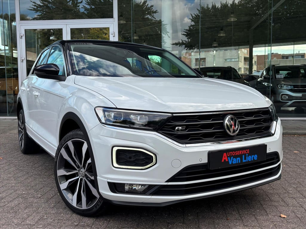 Volkswagen T-roc 1.5 tsi 150pk 7-dsg t-roc sport|trekhaak|carplay|navi|rijk