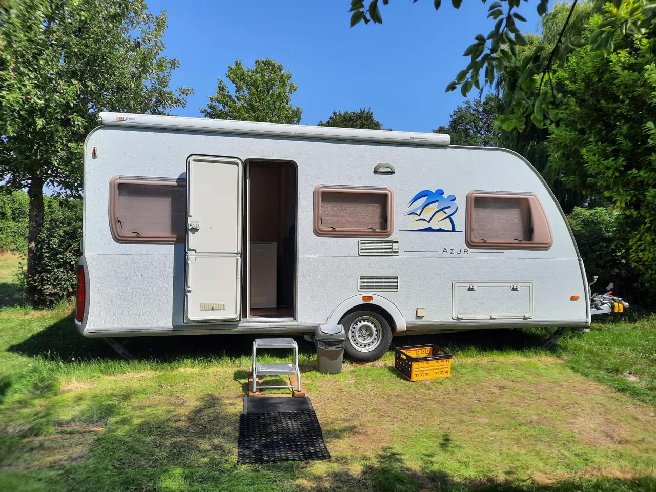 Zeer complete caravan Knaus Azur
