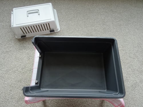 Dieren Bench / Vervoerskoffer Merk Ferplast  voor  € 7,50