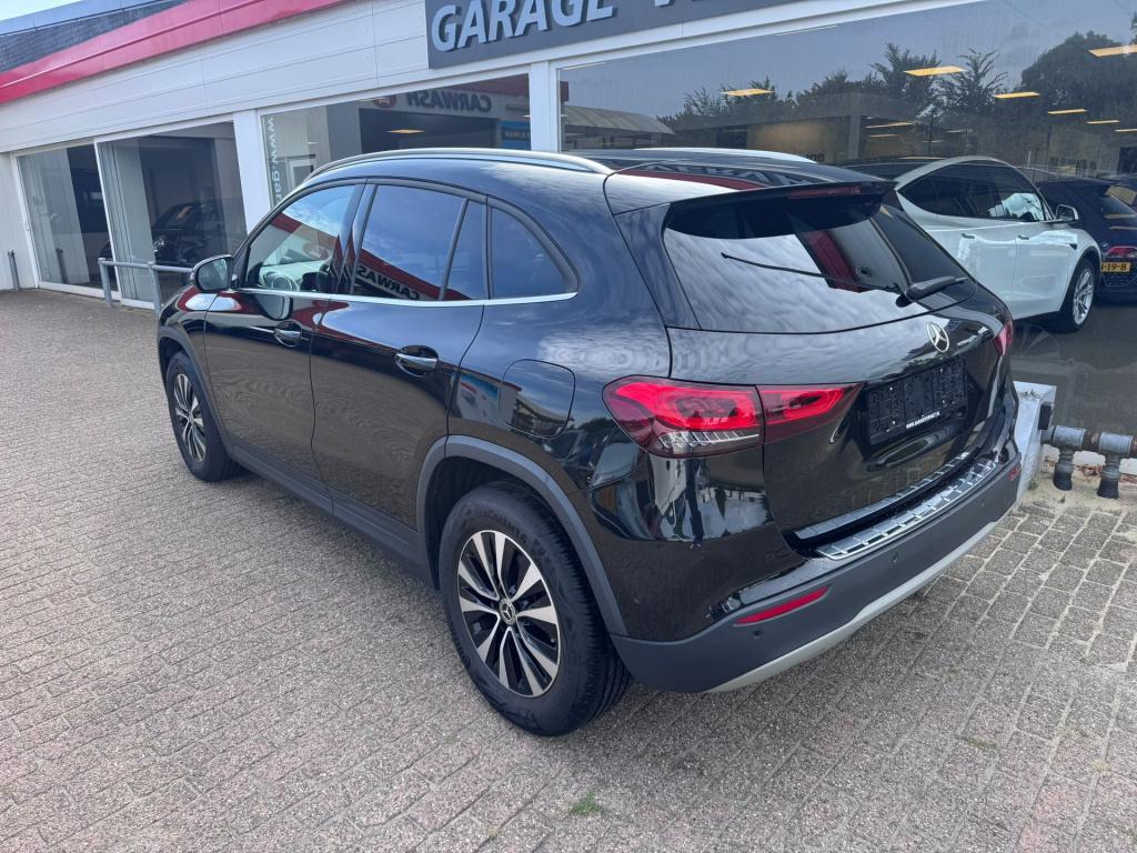 Mercedes-Benz Gla-klasse 180 business solution