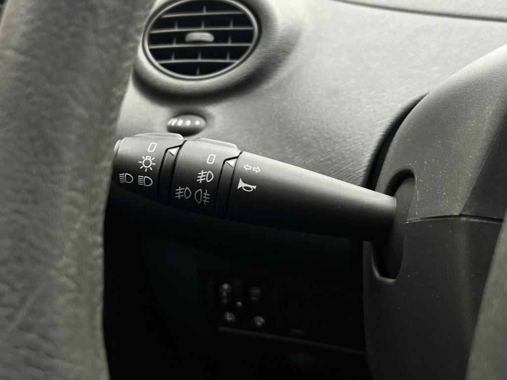 Renault Twingo 1.2-16v authentique