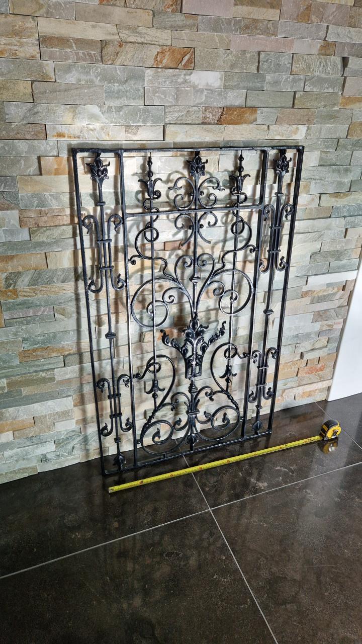 Antiek Frans ijzeren sierhek