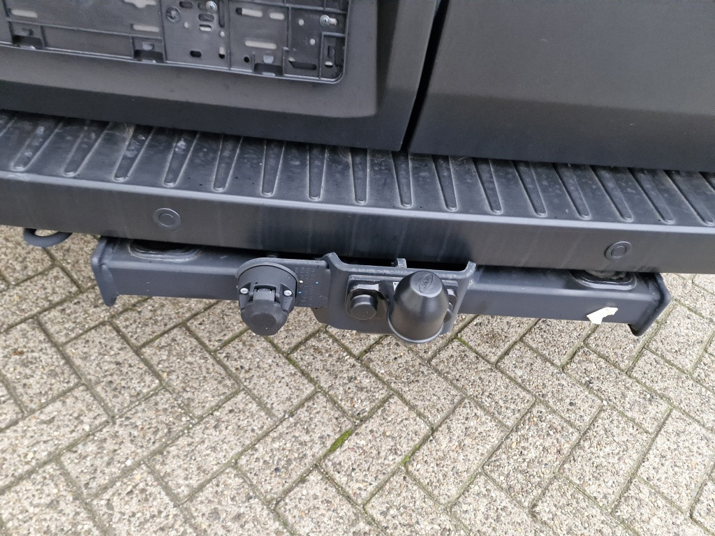 Ford Transit 350 2.0 tdci l3h2 trend | navigatie | trekhaak | park.sens v+a