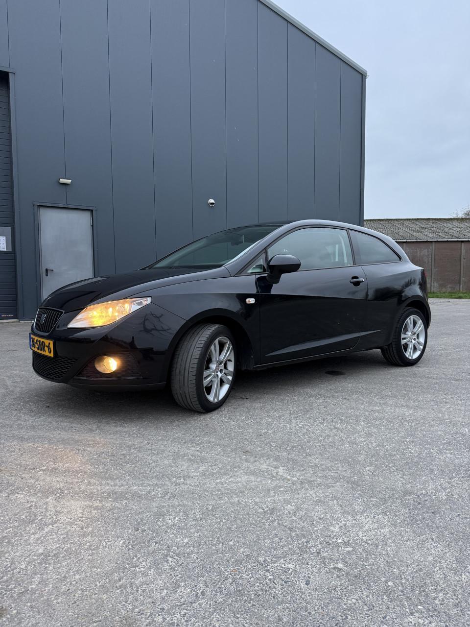 SEAT IBIZA COPA Plus 2011 benzine 1.4