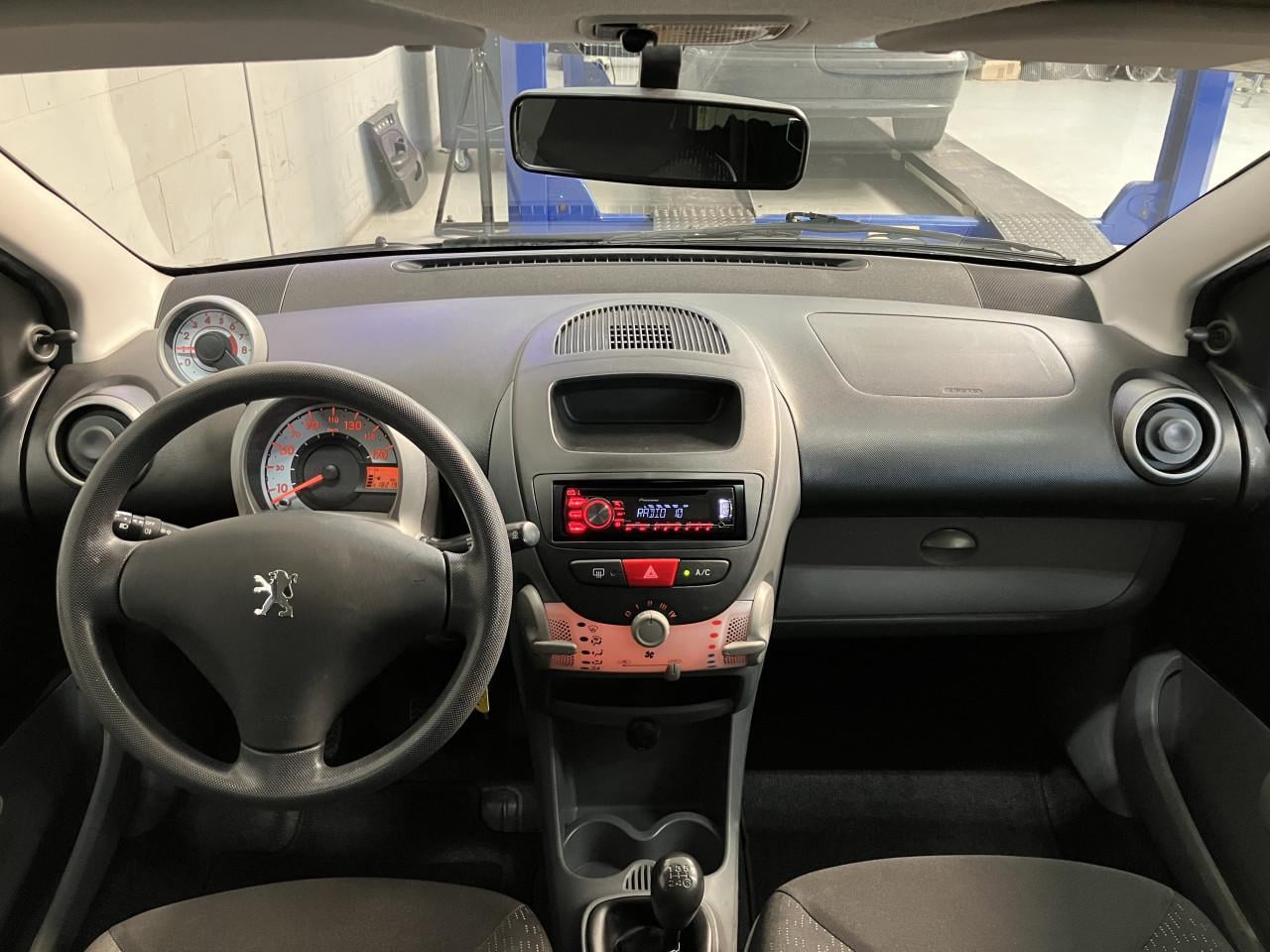 Peugeot 107 5drs met airco