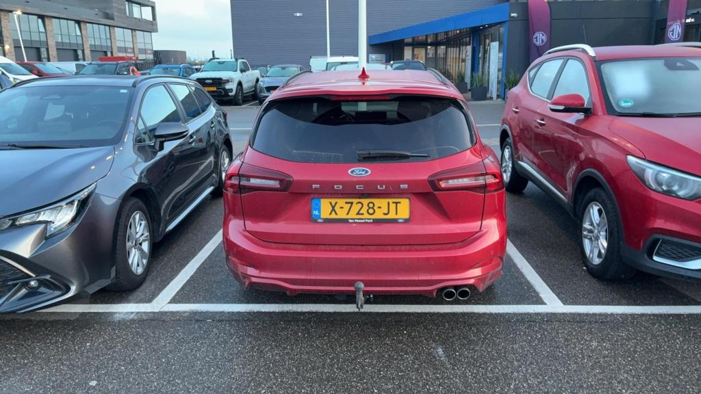 Ford Focus wagon 1.0 ecoboost hybrid st line x trekhaak - el. achterklep - 