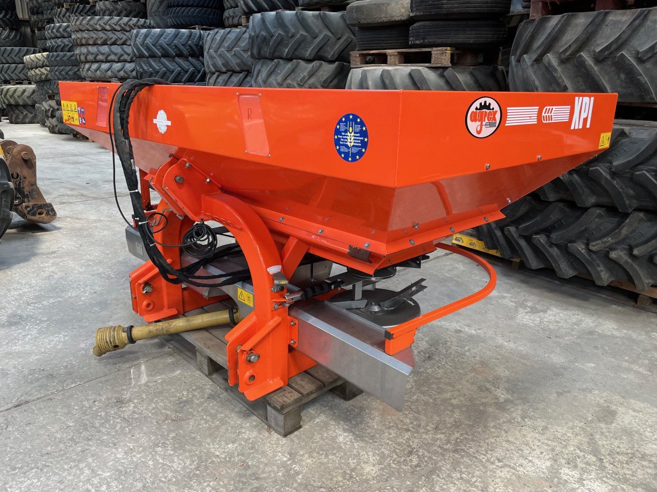 Agrex XPI 1500 kunstmeststrooier Bouwjaar 2014