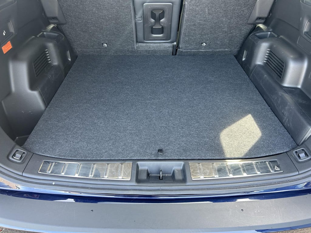 Mitsubishi Outlander 2.4 phev first edition caravantrekker van het jaar!