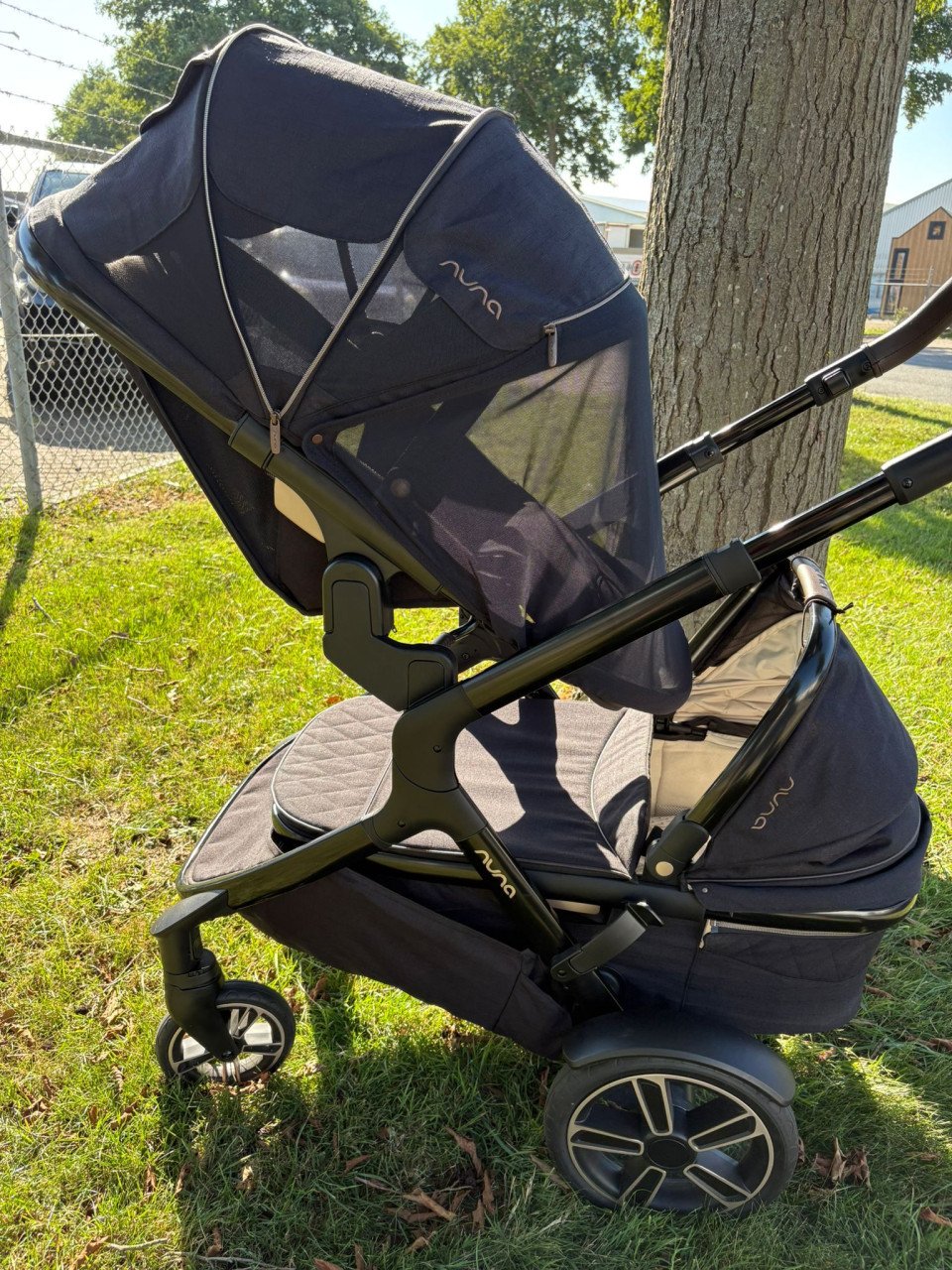 Nuna Demi Grow duo kinderwagen + Cybex Cloud Z autostoel met ligstand
