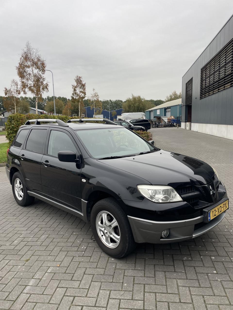 Mitsubishi Outlander 2.0 MPI 2WD 2007 Zwart | NAP | NIEUWE APK!
