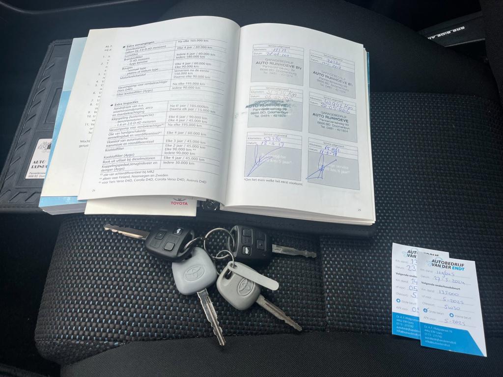 Toyota Avensis wagon 1.8 vvti luna | nieuwe apk | trekhaak