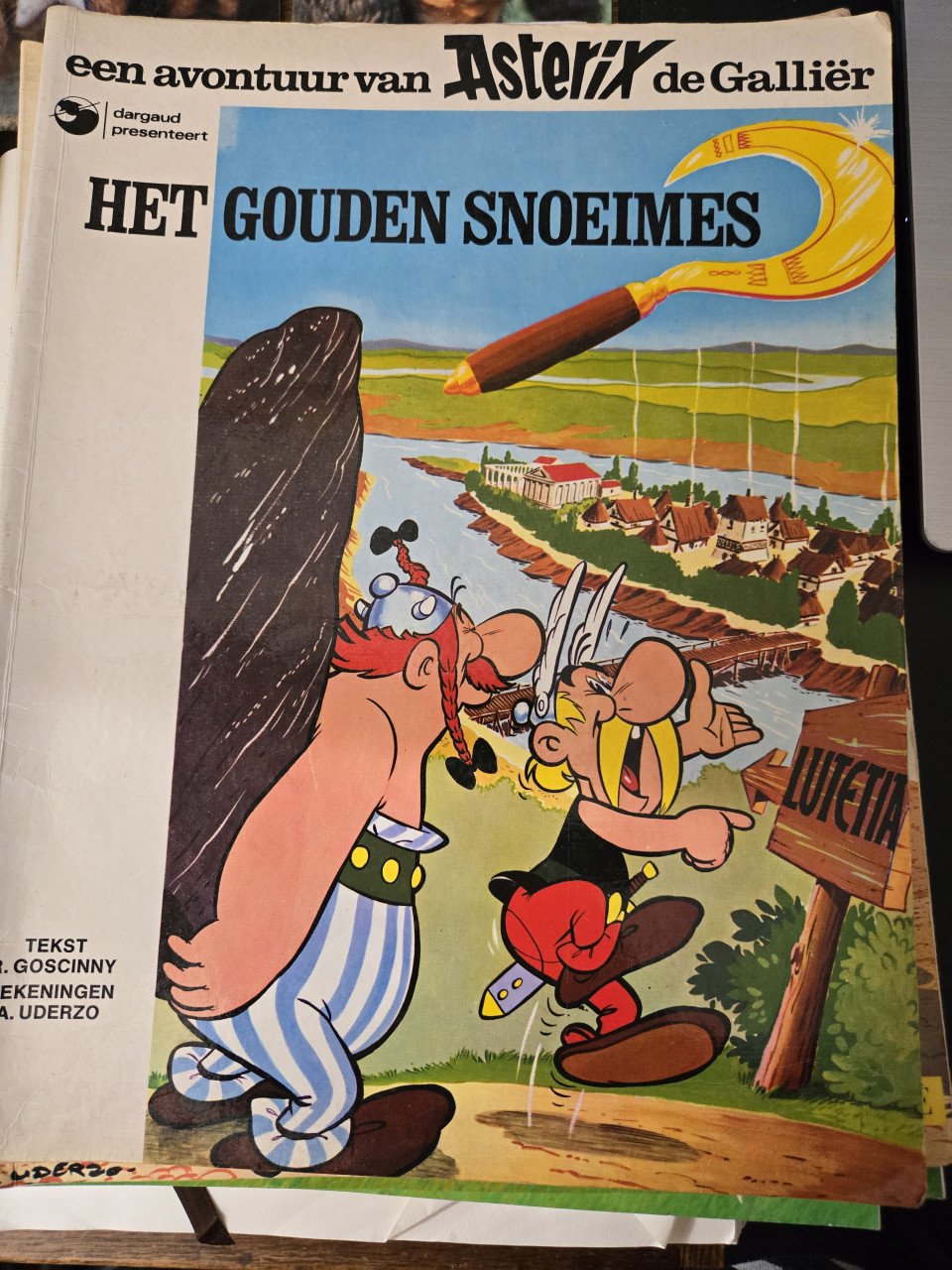Stripboeken Asterix.  In goede gelezen staat.