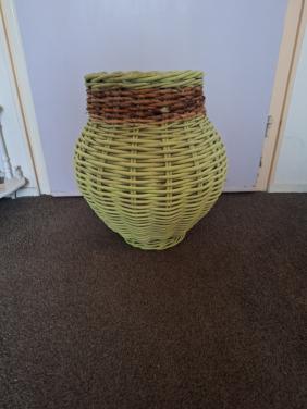 Grote rotan mand