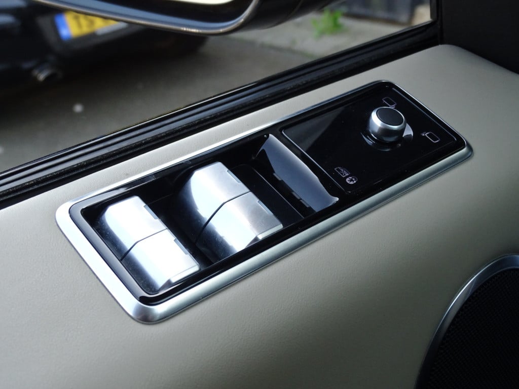 Land Rover Range Rover p400e hse dynamic | hud | matrix led | stoel ventila