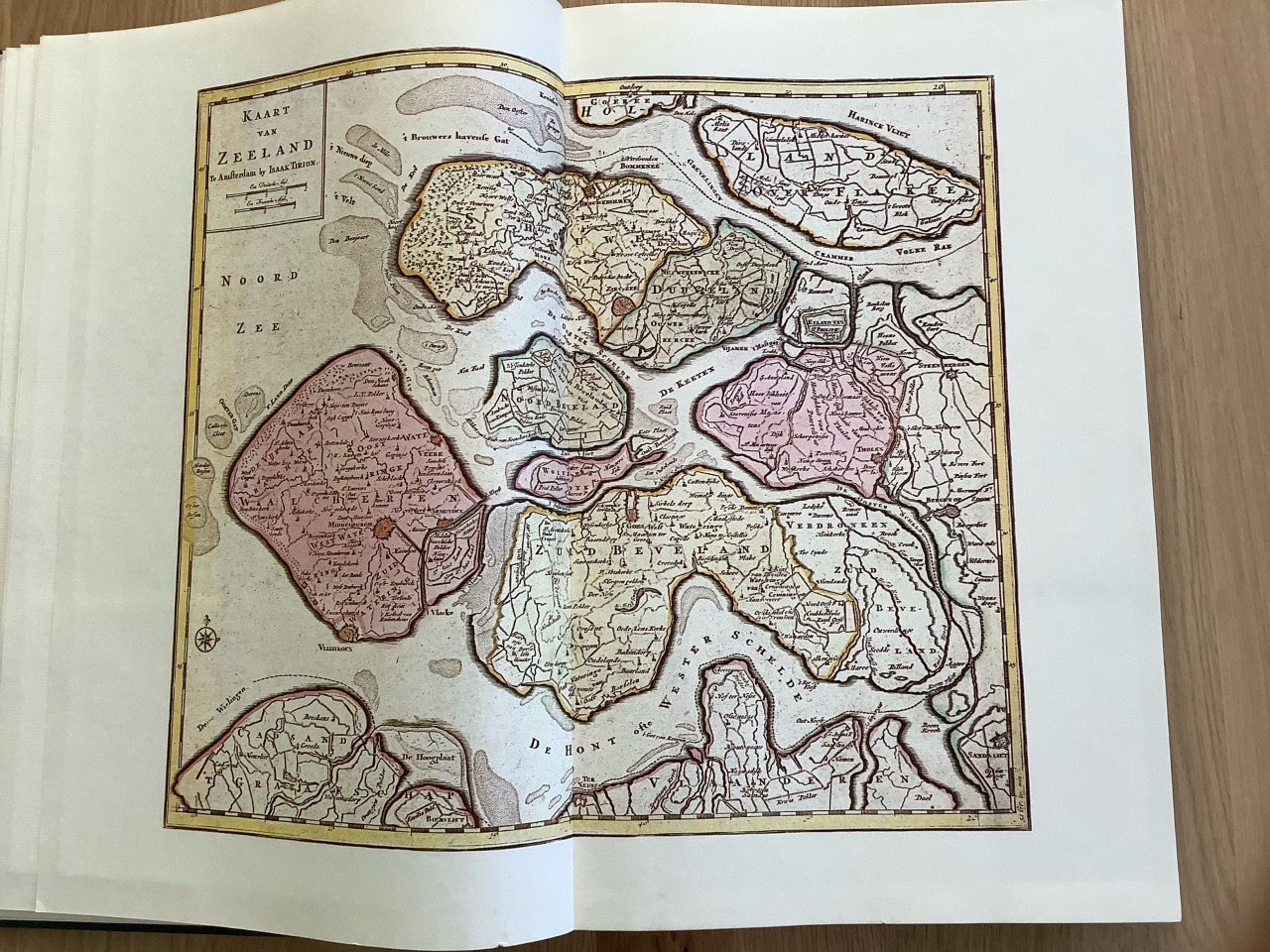 Atlas van Zeeland. Facsimile 1975. Naar stuatie 174-1752. Hattinga