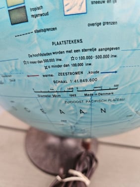 Prachtige grote vintage jaren 70 scanglobe/wereldbol--denmark...