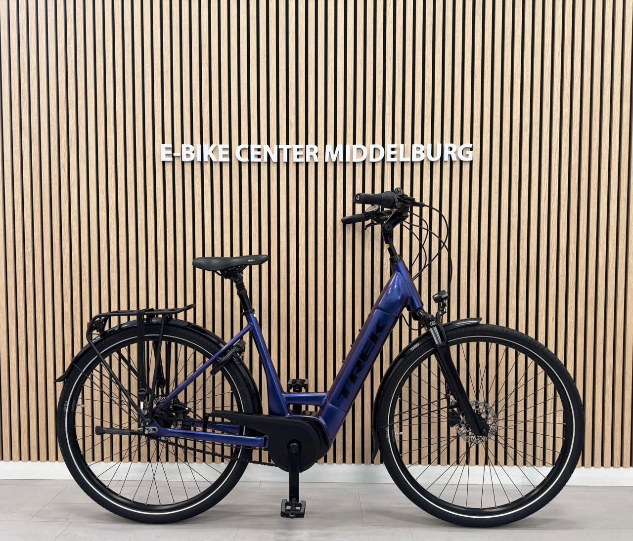 Trek District+ 5 Bosch Active Line 50CM 956KM 400Wh