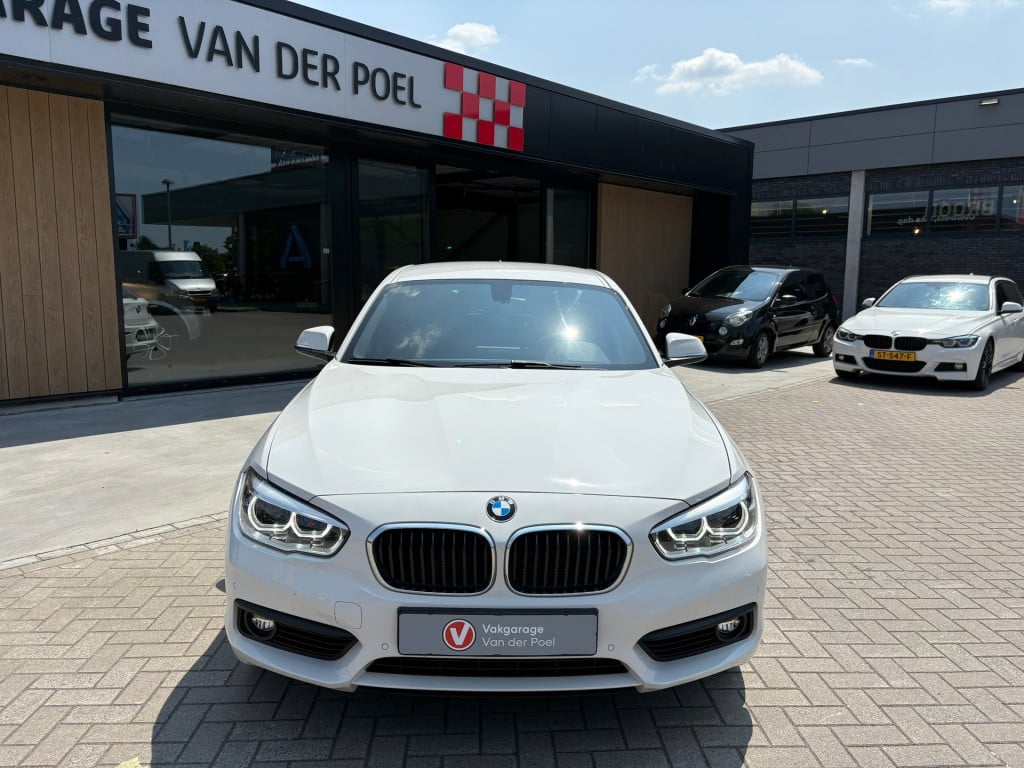 BMW 1 Serie 118i corporate lease executive
