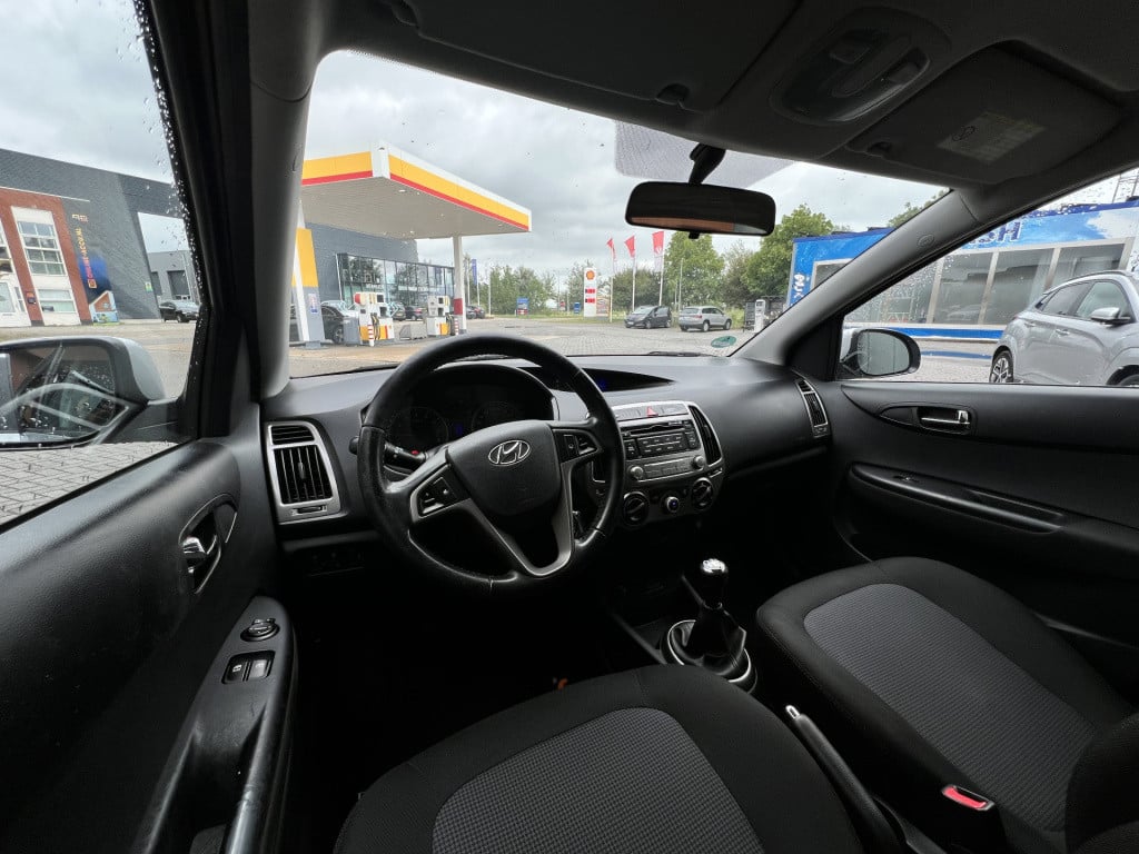 Hyundai I 20 1.2i i-motion | radio | airco | trekhaak