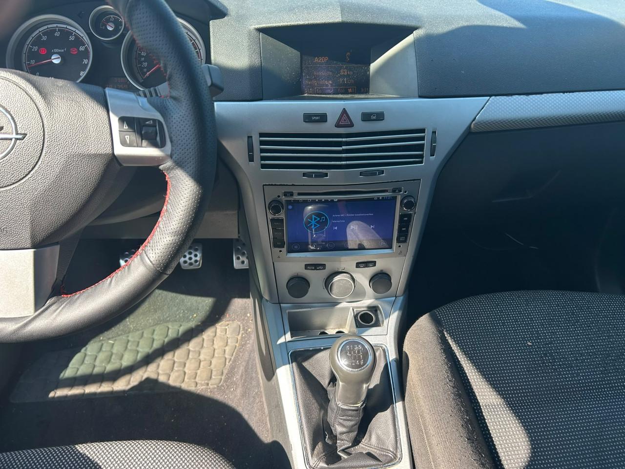Opel Astra 2.0 T Sport | 245 PK | Nieuw Motorblok | Bi-xenon | CarPlay