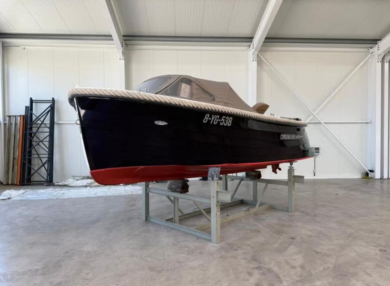Corsiva Tender 690 – Luxe, en comfort incl. trailer en meer