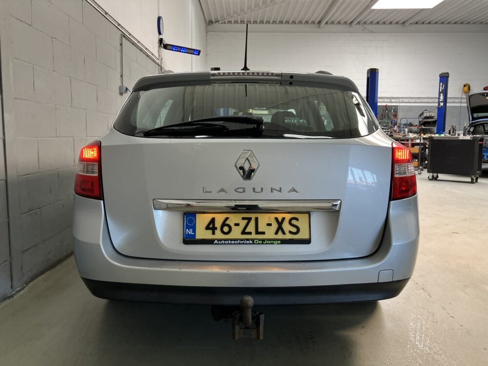 Renault Laguna Estate 2.0-16V Expression