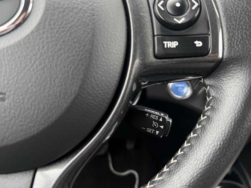 Toyota Yaris 1.5 hyb. dynamic