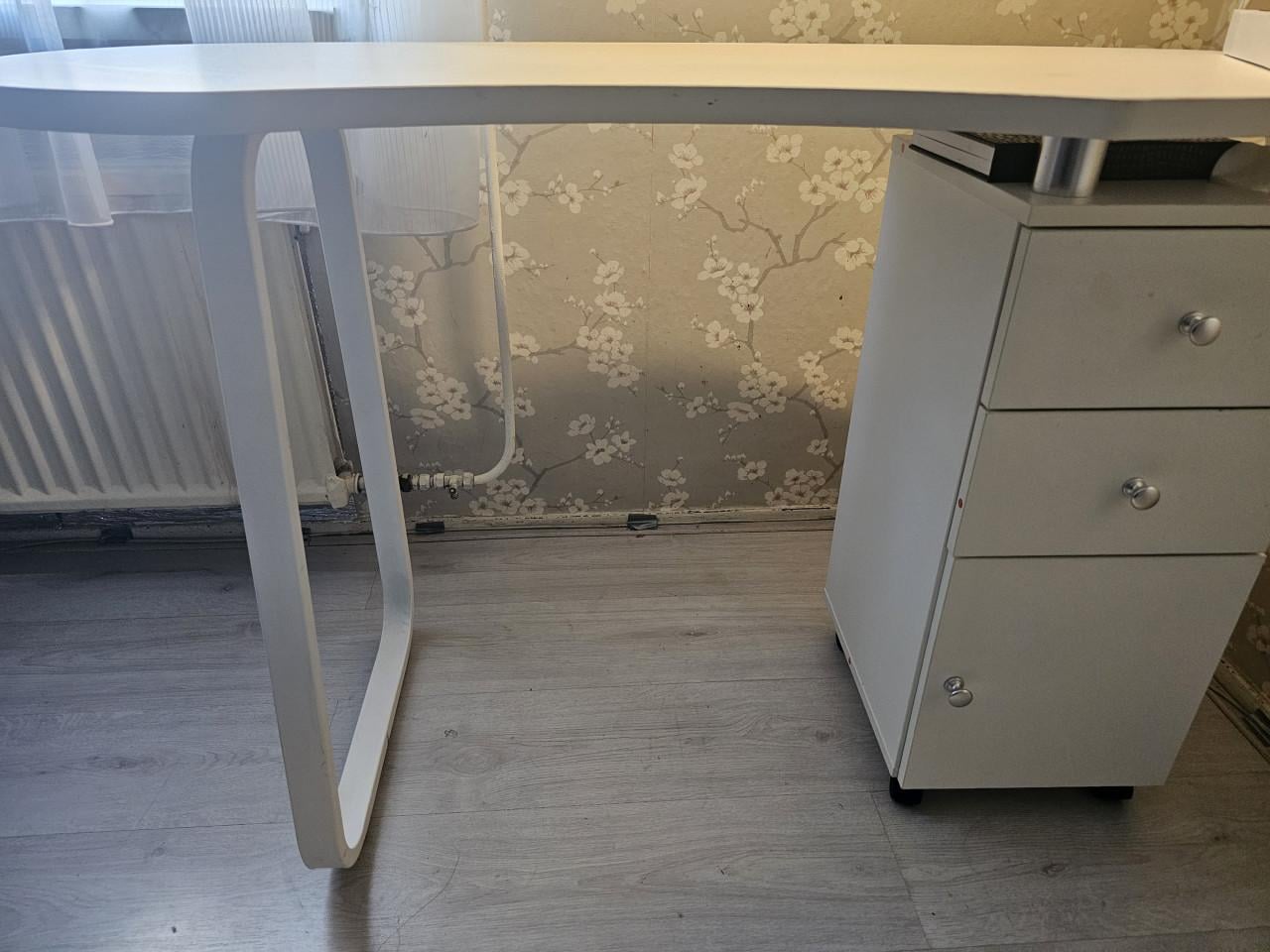 Manicure Nagel Tafel in goede staat
