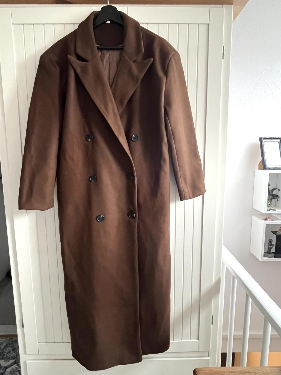 Camelkleurige dames mantel