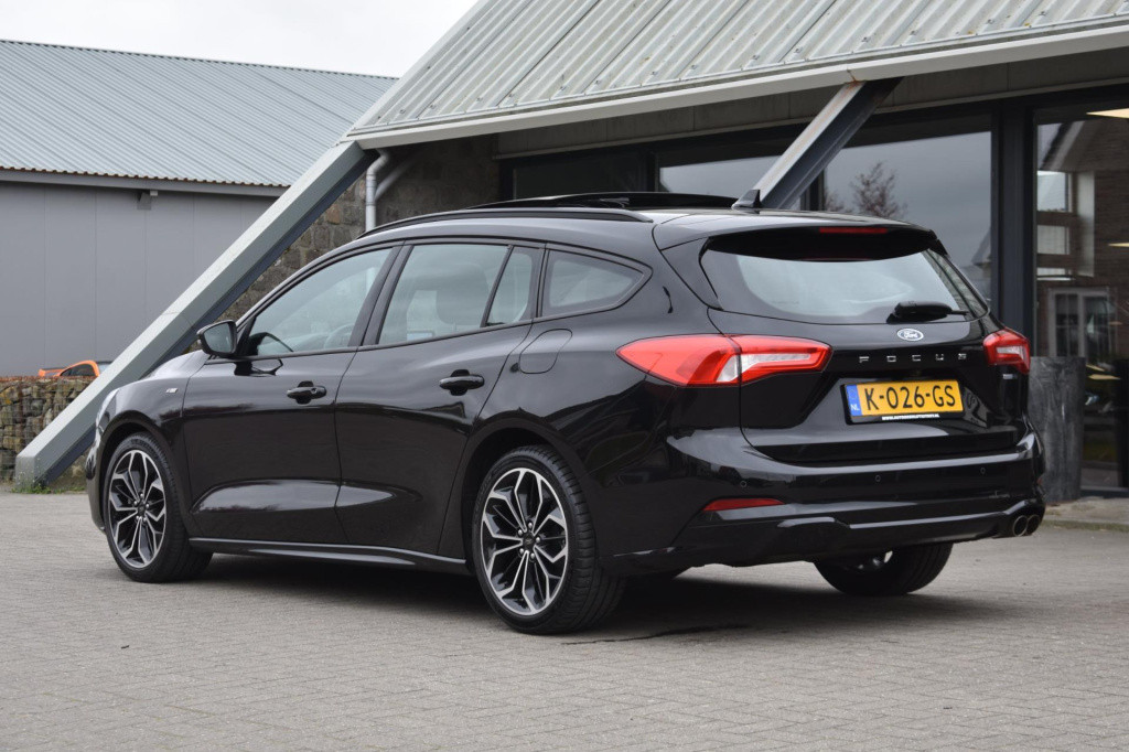 Ford Focus wagon 1.0 ecoboost hybrid st line | panoramadak | apple carplay 