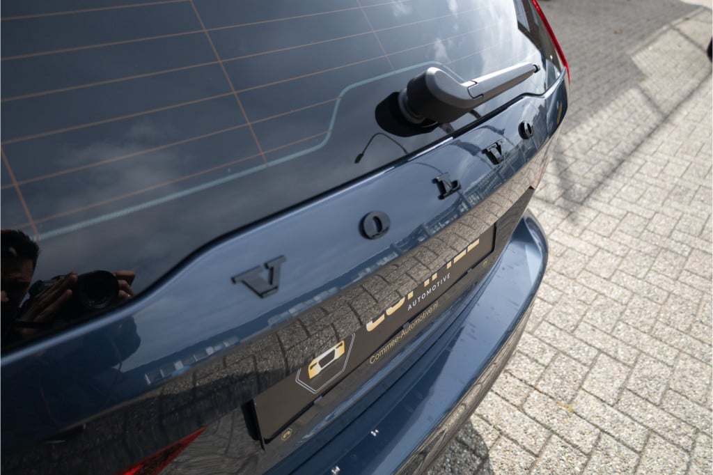 Volvo V60 2.0 t6 plug-in hybrid awd plus dark ✅leer✅cam✅cc✅wint.pakk.