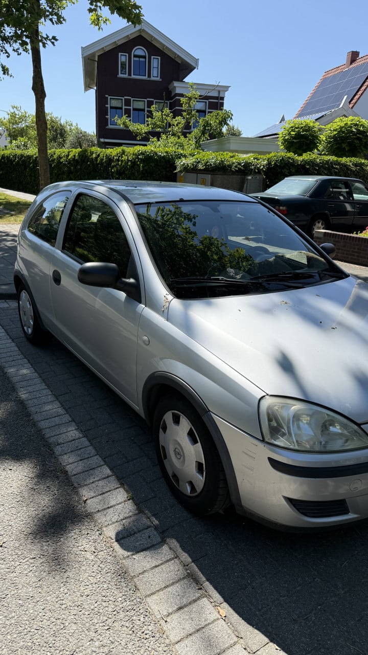 Opel Corsa 2003 zilver