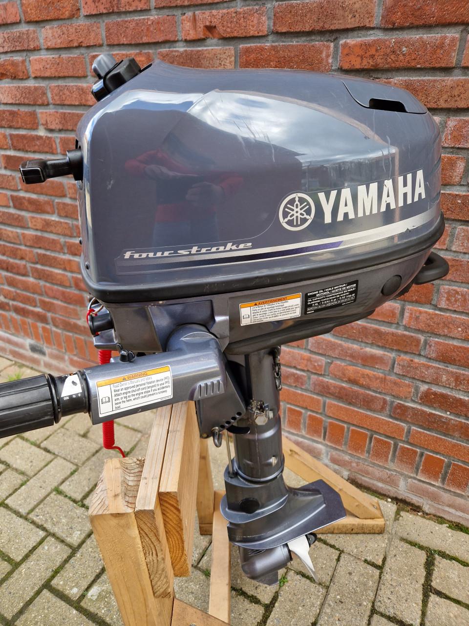 YAMAHA 4 pk 4-takt kortstaart bouwjaar 2020 !!!