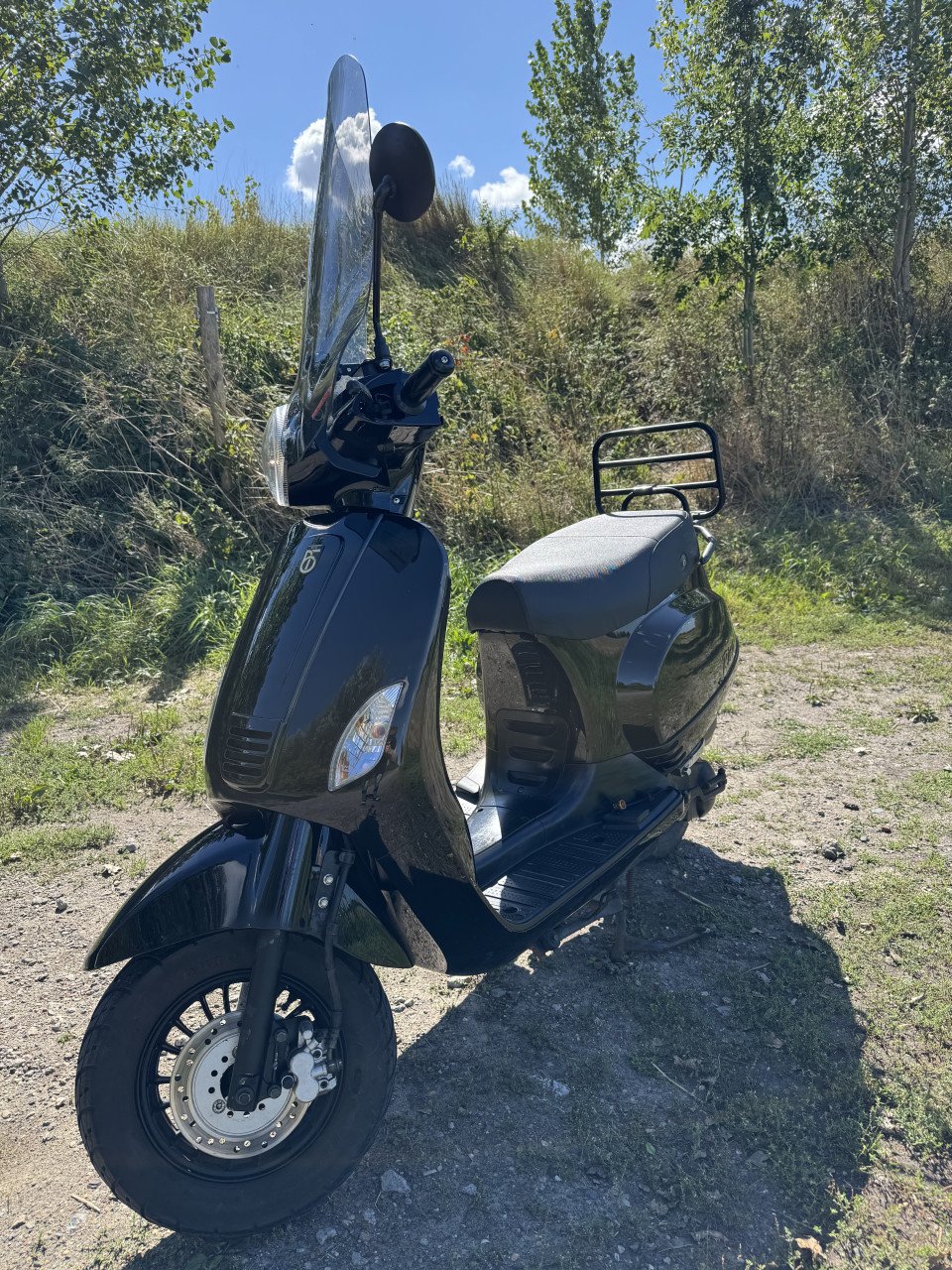 BTC Riva scooter zwart