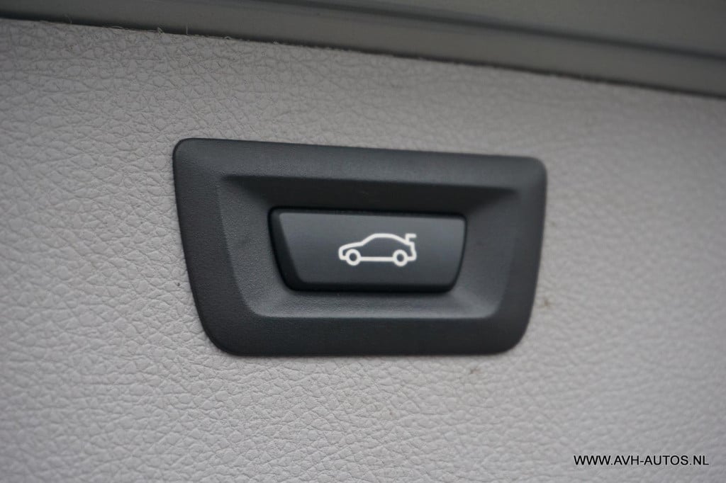 BMW 3-serie touring 320d ede corporate lease executive