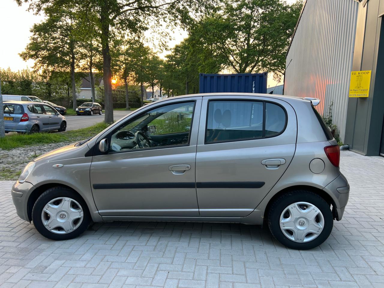Toyota Yaris 1.3VVT-i S-Line 86.925KM 1e eigenaar