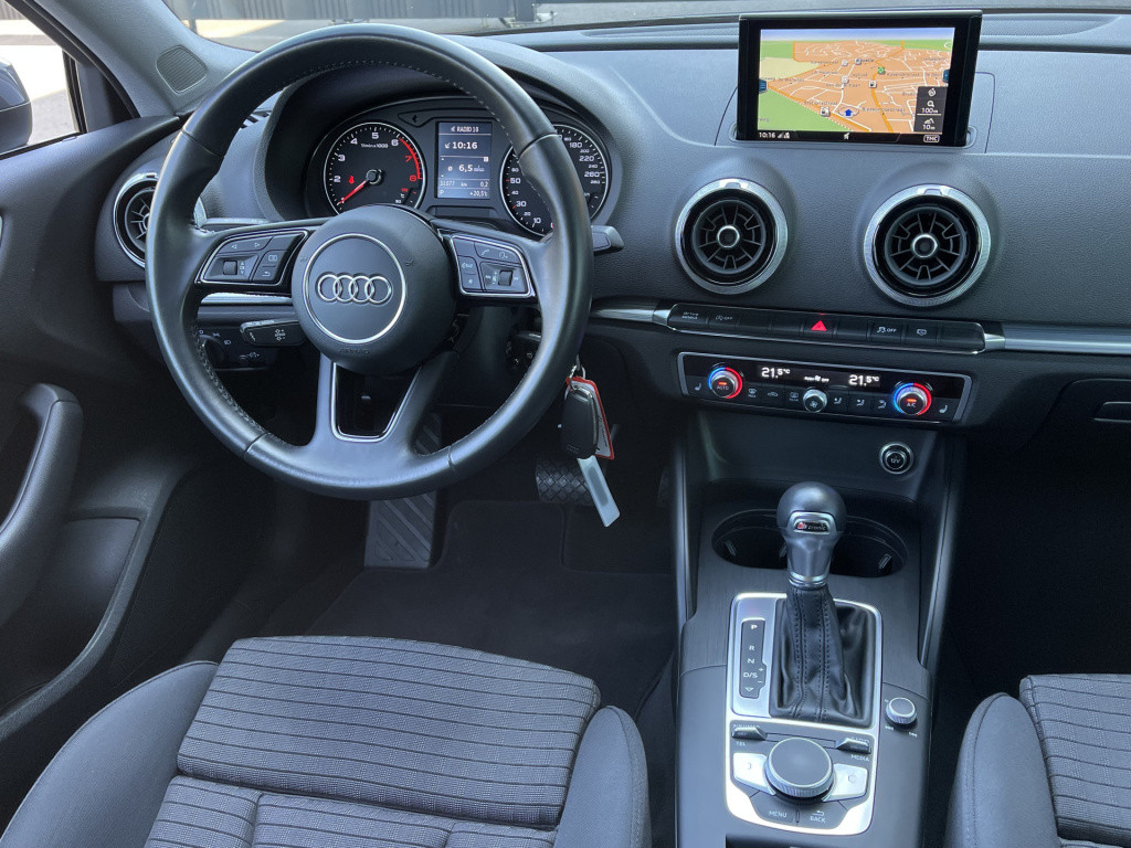 Audi A3 limousine 1.5 tfsi act 150pk s-tronic sport | trekhaak | navi | rij