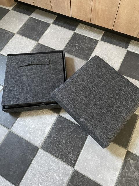 Poefjes met opbergruimte