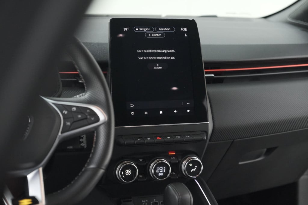 Renault Clio 1.6 e-tech hybrid 140 r.s. line | 360 camera | apple carplay |
