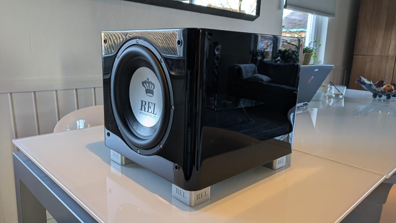 REL T/9x top subwoofer