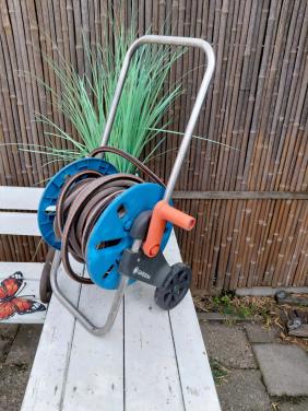 Gardena haspel met slang