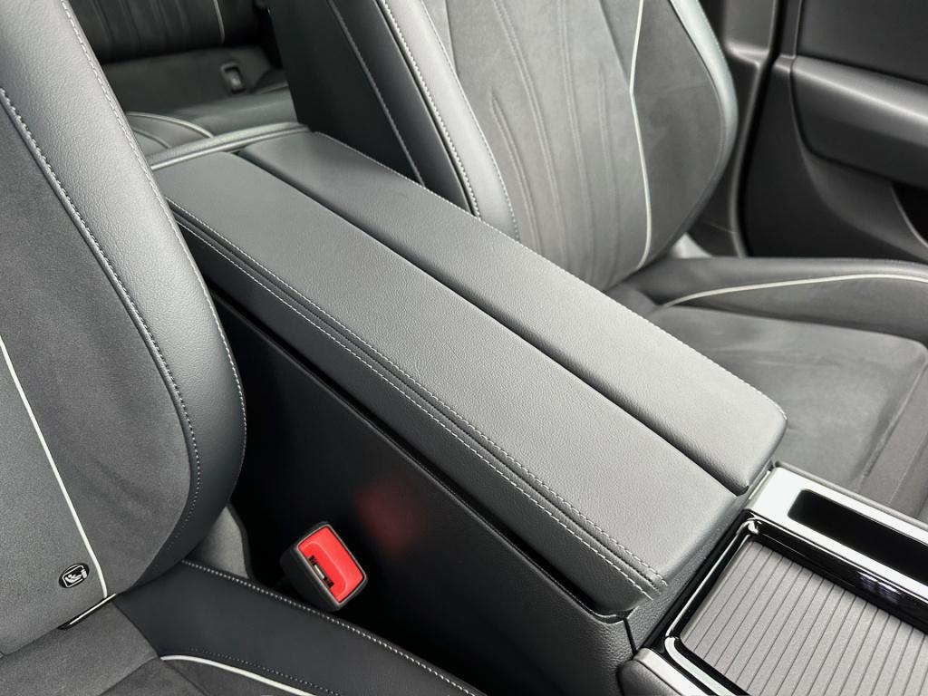 Volkswagen Passat variant 1.5 etsi 150pk elegance | alcantara | head up | c